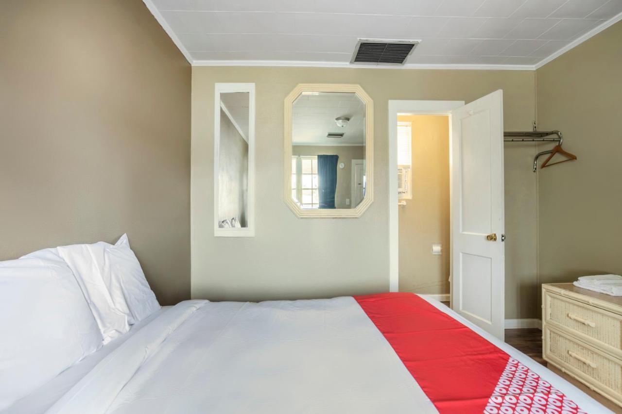 Oyo Hotel Lakeland Ga I-129 Exteriör bild